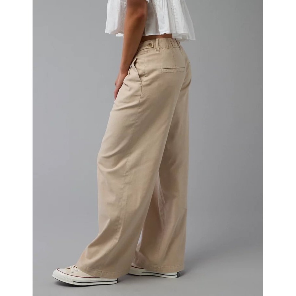 American Eagle Super High-Rise Wide Leg Pleated Khaki Pants Tan Size 10 Long - Picture 3 of 15